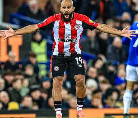 非洲杯1/4决赛：喀麦隆折戟，姆伯莫深情致谢