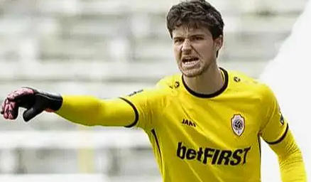 拉门斯谈国家队征程与曼联蜕变：稳步前行，信心渐增